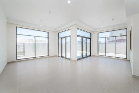 4 Bedrooms Townhouse in The Pulse Beachfront 2