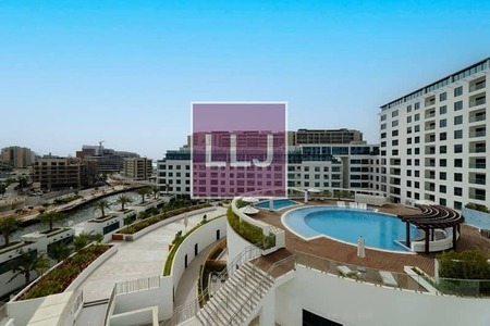 Newly Listed | Ready for Viewing Closed Kitchen