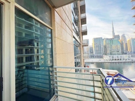 Hot Deal l Spacious l Vacant | Prime Location.