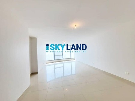 Vacant ! Massive 2 Beds w/ Sea View and 1 Free Parking