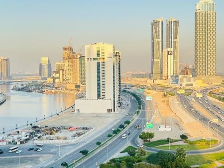 Fully Furnished 1 Br | Vast Splendid Road View