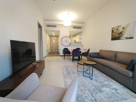 AWESOME SPACE | NICELY FURNISHED| BURJ VIEW