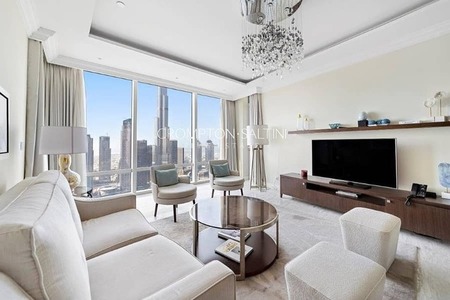 Full Fountain and Burj View | Sky Collection