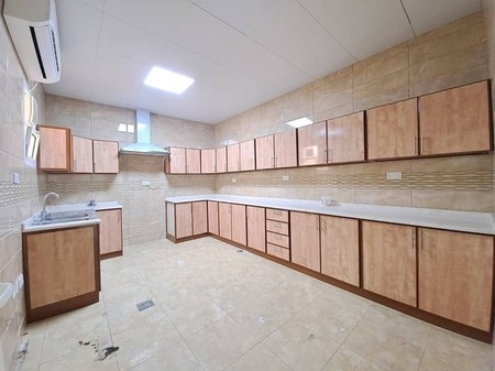 Four Bedrooms Hall Three Bath Kitche Situate At Al Shamkha 75000Aed