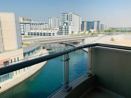 Great Canal Views | Facilities | Available Now