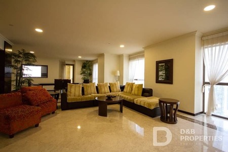 Spacious I Upgraded I Vacant 15th Dec