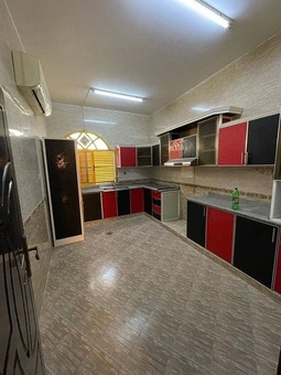 Fabulous Ground Floor 3 Bedroom Majlis Near To Market For Rent Al Shamkha.