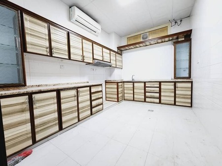 Separate 3 Bedroom Hall+ Majlis|Near Makani Mall