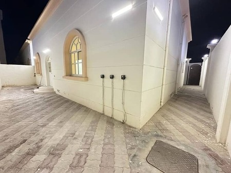 Private Entrance مدخل خاص with Tauteeq 3 Bedrooms Hall 3 Bathrooms Yard at Al Shamkha