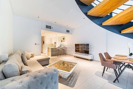 Spacious duplex in Business bay near Burj Khalifa
