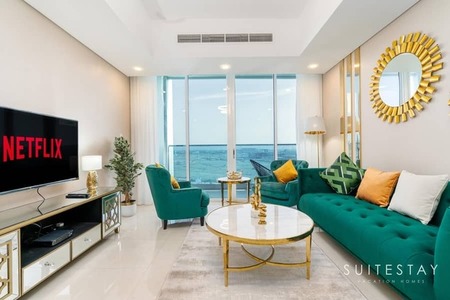 Vibrant and Stylish 1 Bed in Sought After Location