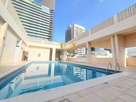 | 4Bhk Apartment - Chiller Free - Huge Layout - Close to mtero station