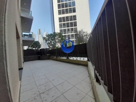 Big Apartment With Spacious Terrace