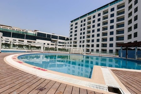 Low Floor | Great Facilities | Move in Ready