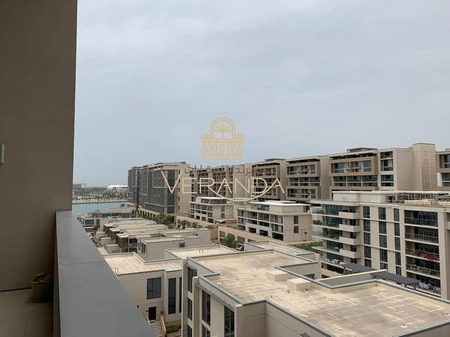 2 Bed Duplex with beach access and facilities