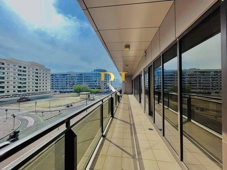 2 Parking Free-Burj Khalifa View-Spacious 4BHK+Maids Room-Come first Take first…