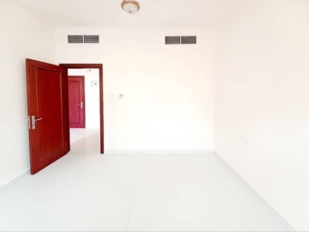 Today limited offer ready to Move 1bhk flats available just 18k near bus station muwaileh sharjah