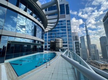 Chiller Free-One Parking Free-Burj Khalifa View-High Rise Building-Spacious 1BhK Apartment-Close to metro…