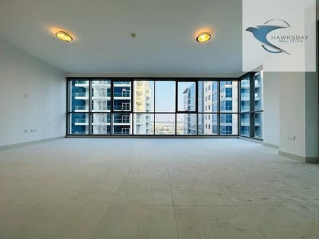 Outstanding Apartment | Maids | Balcony