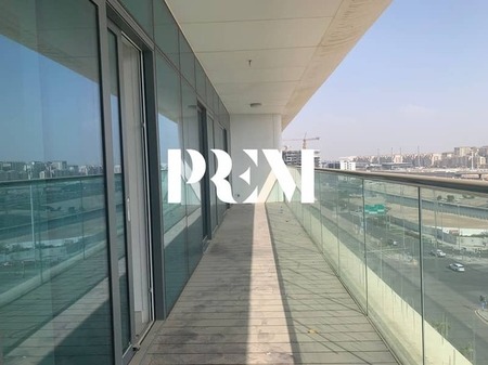 Hot Deal| Luxurious| Convenient Location